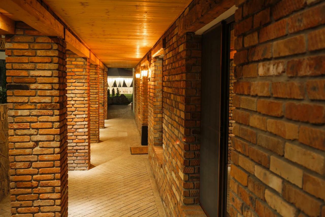 CHALET DILIJAN Hotel&Restauarant Exterior foto