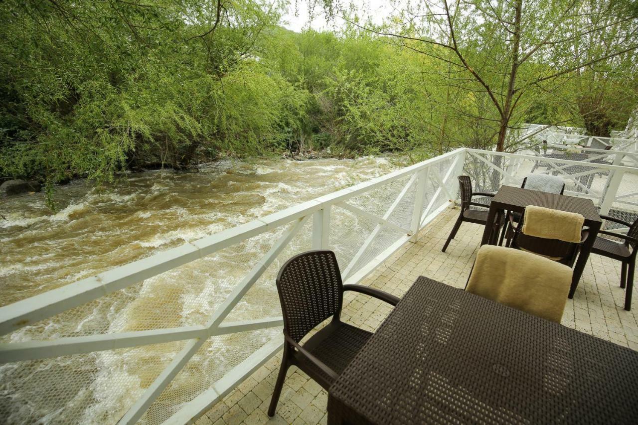 CHALET DILIJAN Hotel&Restauarant Exterior foto